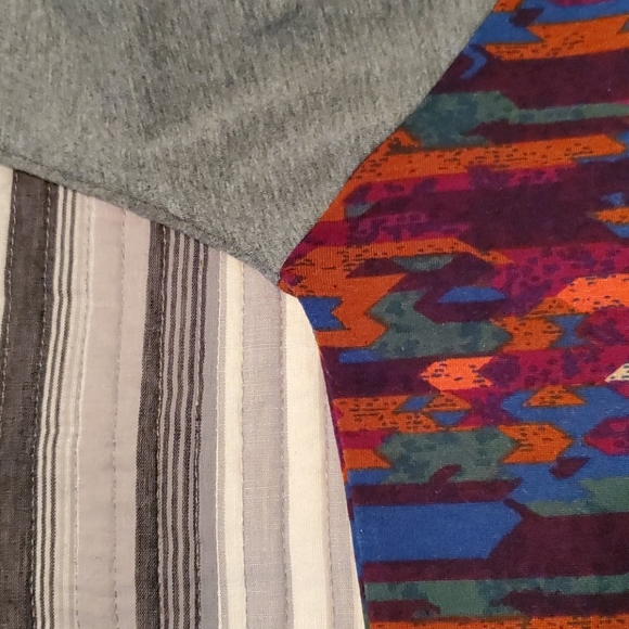 LuLaRoe Randy top - Picture 6 of 8